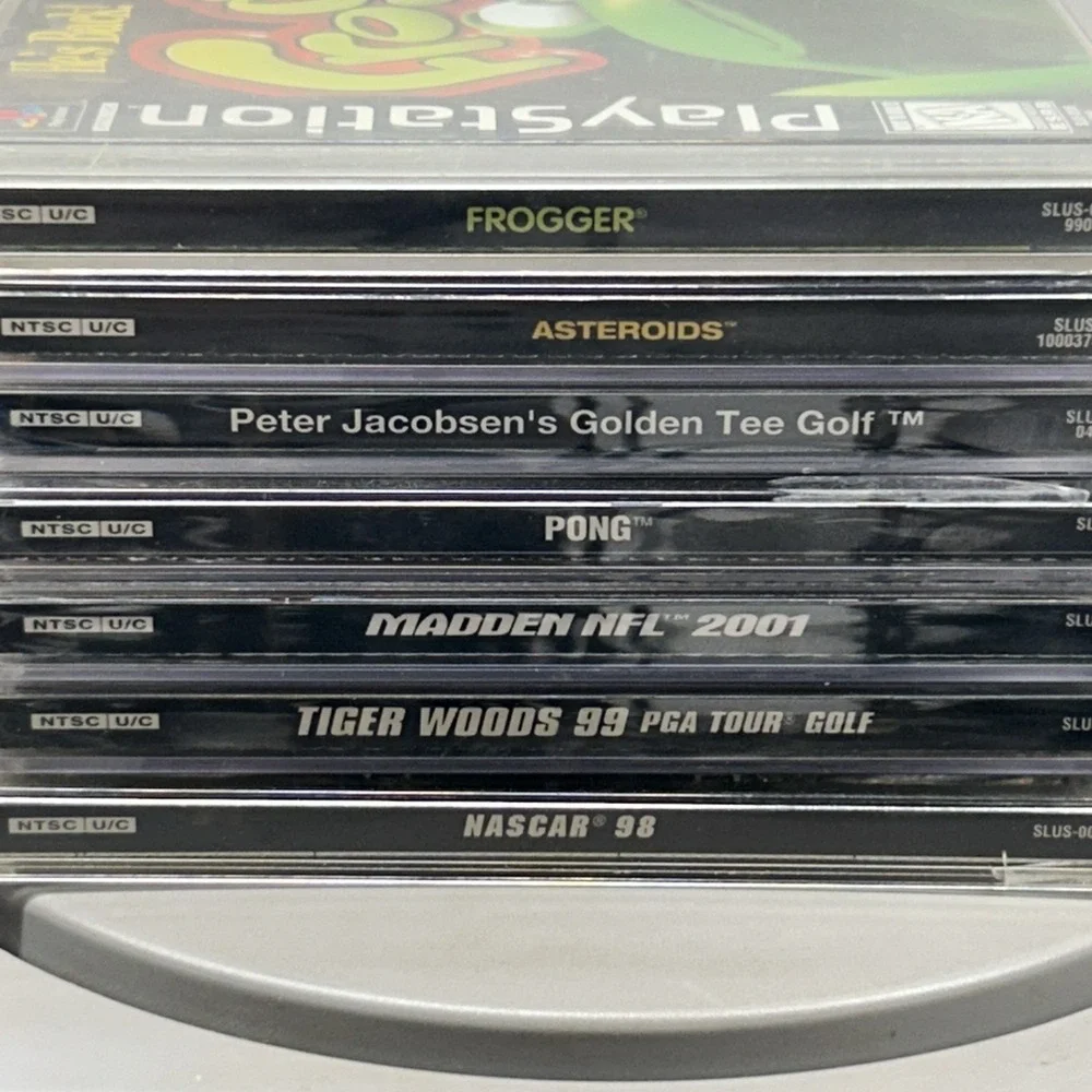 Sony PlayStation PS1 SCPH-5501 Bundle With 7 Games- Tested - Working